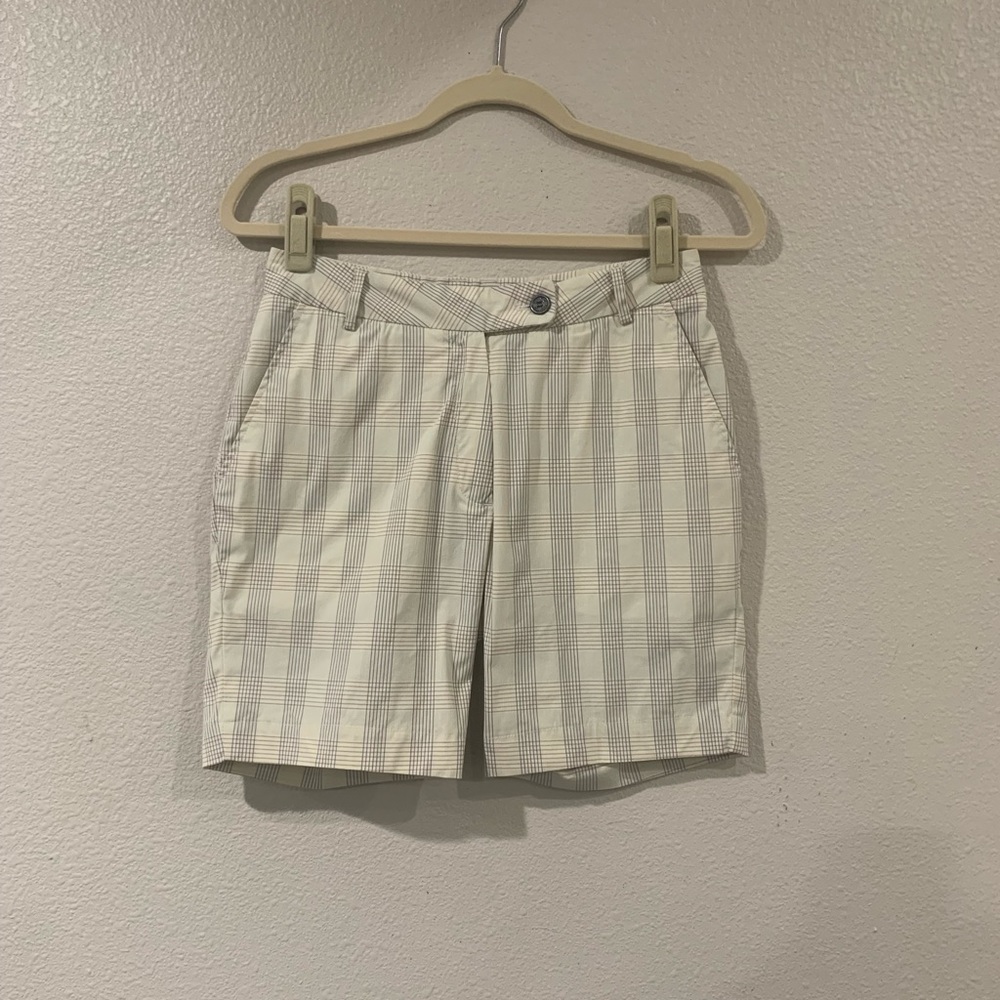 Bugatchi Women shorts